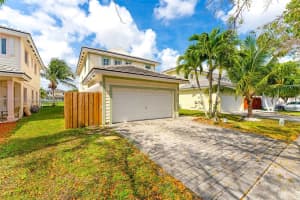 360 NE 31st Ave, Homestead, FL 33033, Sold 05/22/25