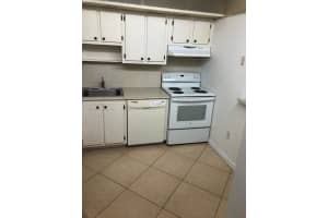 16950 W Dixie Hwy A631 Hwy 631, North Miami Beach