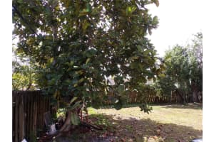 6220 NW 12th Ct, Sunrise, FL 33313, Sold 04/16/25