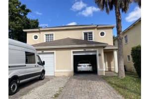 5611 Taylor St, Hollywood, FL 33021, Sold 04/01/25