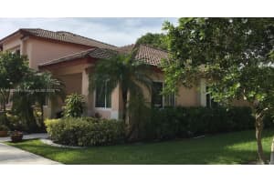 20826 NW 3rd Ct, Pembroke Pines, FL 33029, Sold 06/17/25