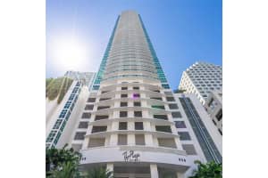 950 Brickell Bay Dr, Miami, FL 33131, Sold 06/12/25