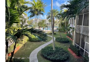 21121 SW 85th Ave APT 212, Cutler Bay, FL 33189, Sold 04/24/25