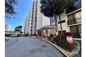 16909 N Bay Rd APT 519, Sunny Isles Beach, FL 33160, Sold 05/19/25