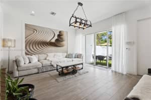 3572 SW 23rd St #3572, Miami, FL 33145, - MLS#A11748622