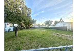 1350 Nw 51st Ter Miami, FL 33142 Sold 04/14/25