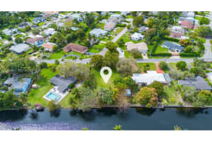 11701 W Biscayne Canal Rd Miami, FL 33161 Sold 05/15/26
