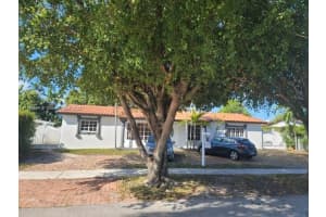 1120 Sw 96th Ave Miami, FL 33174 - Off Market