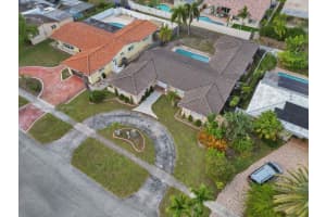 4819 Mckinley St Hollywood, FL 33021 - MLS#A11748904