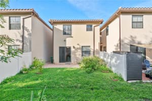 4636 Nw 58th St, Tamarac