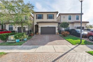 4636 Nw 58th St Tamarac, FL 33319 - MLS#A11748917