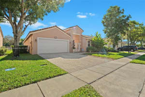 465 SW 198th Terrace, Pembroke Pines, FL 33029, Sold 06/30/25