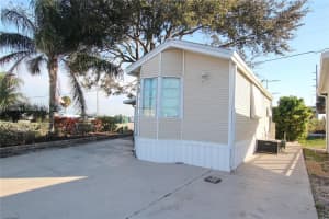1159 Daniels Rd #1, Moore Haven, FL 33471, Sold 03/31/25