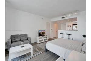 325 S Biscayne Blvd #1520, Miami, FL 33131, Sold 07/15/25