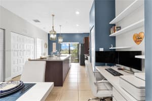 8025 NW 104th Ave Apartment 23, Doral, FL 33178, - MLS#A11749076