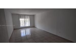 666 W 81st St APT 406, Hialeah, FL 33014, - MLS#A11749181
