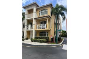 18408 Ne 27th Ct 18408 Aventura, FL 33160 - MLS#A11749283