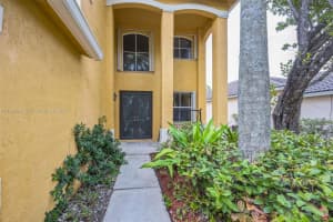 1050 Lavender Cir, Weston, FL 33327, Sold 06/12/25