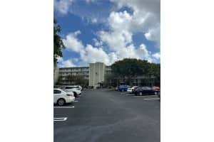 2228 N Cypress Bend Dr 310, Pompano Beach