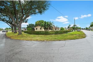 472 W 15th St, Hialeah, FL 33010, Sold 05/01/25