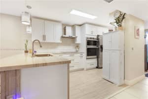 1400 Trellis Ln, Pembroke Pines, FL 33026, Sold 04/01/25