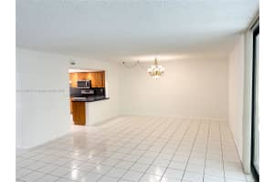 400 Commodore Dr APT 309, Plantation, FL 33325, Sold 05/02/25