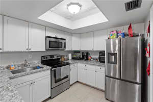 39 Canterbury Ln #39, Tamarac, FL 33319, Sold 05/28/25