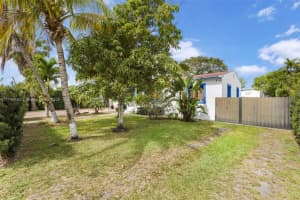 281 NW 147th St, Miami, FL 33168, Sold 04/22/25