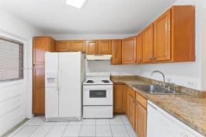 445 NE 195th St APT 324, Miami, FL 33179, - MLS#A11749530