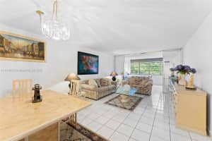 445 NE 195th St APT 324, Miami, FL 33179, - MLS#A11749530