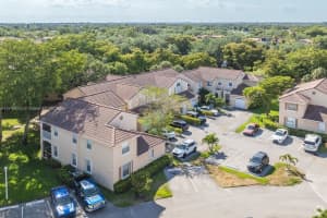 14817 Balgowan Rd Apt 104-5, Miami Lakes, FL 33016, Sold 04/25/25