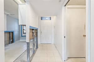 5711 Coral Lake Dr #111, Margate, FL 33063, Sold 07/07/25
