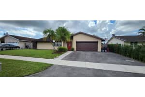 12860 SW 149th St, Miami, FL 33186, Sold 04/03/25