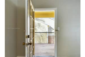 8647 Mallard Reserve Dr, Tampa, FL 33614, Sold 03/25/25