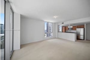 300 S Biscayne Blvd t 2101, Miami, FL 33131, - MLS#A11749734