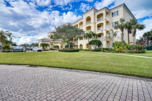 38 Harbour Isle Dr E UNIT 202, Fort Pierce, FL 34949, - MLS#A11749784