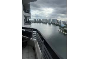 3530 Mystic Pointe Dr 2303, Aventura
