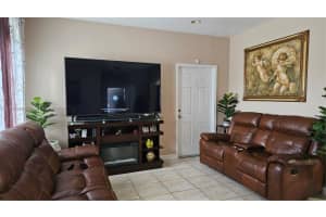 26929 SW 133rd Ct, Princeton, FL 33032, Sold 08/21/25