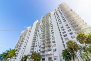 2801 NE 183rd St, Aventura, FL 33160, Sold 04/18/25