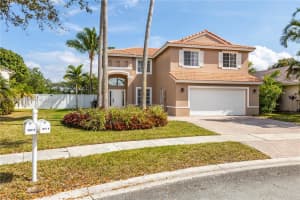 211 SW 192nd Terrace, Pembroke Pines, FL 33029, Sold 04/08/25