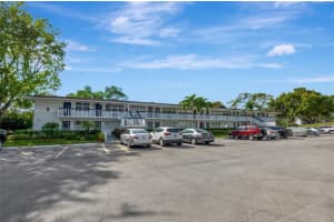 32 Keswick B 32, Deerfield Beach