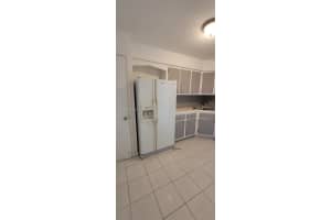 1450 Ne 191st St 205, Miami