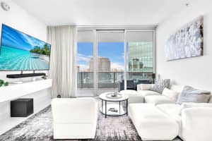 200 Biscayne Blvd Way APT 4910, Miami, FL 33131, - MLS#A11750237