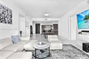 200 Biscayne Blvd Way APT 4910, Miami, FL 33131, - MLS#A11750237