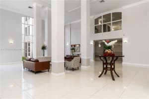 9725 NW 52nd St, Doral, FL 33178, Sold 05/01/25
