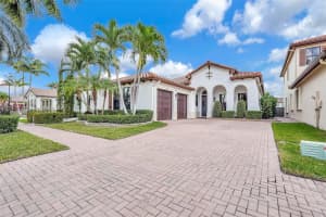 8299 NW 40th St, Pembroke Pines, FL 33024, Sold 06/09/25