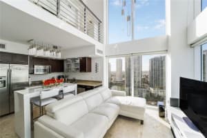 41 SE 5th St APT 1817, Miami, FL 33131, Sold 05/27/25