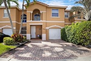 886 NW 135th Terrace, Pembroke Pines, FL 33028, - MLS#A11750399