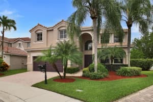 3962 Pinewood Ln, Weston, FL 33331, Sold 07/14/25