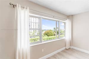 1700 NE 105th St APT 505, Miami Shores, FL 33138, Sold 05/09/25